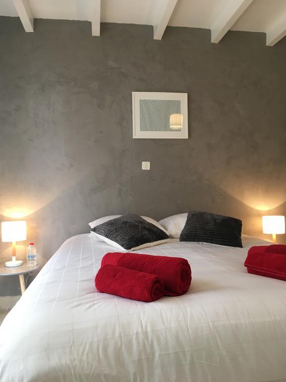 Chambres d'hôtes Des Tours à La Rochelle La Rochelle  Esterno foto